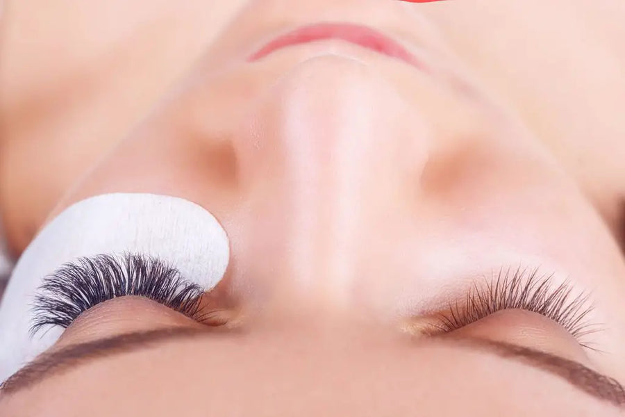 The Importance of Professional Removal for Lash Extensions: Safeguarding Your Eye Health and Lash Quality