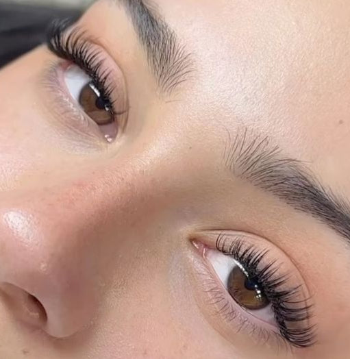 Classic & Volume Eyelash Extension Course