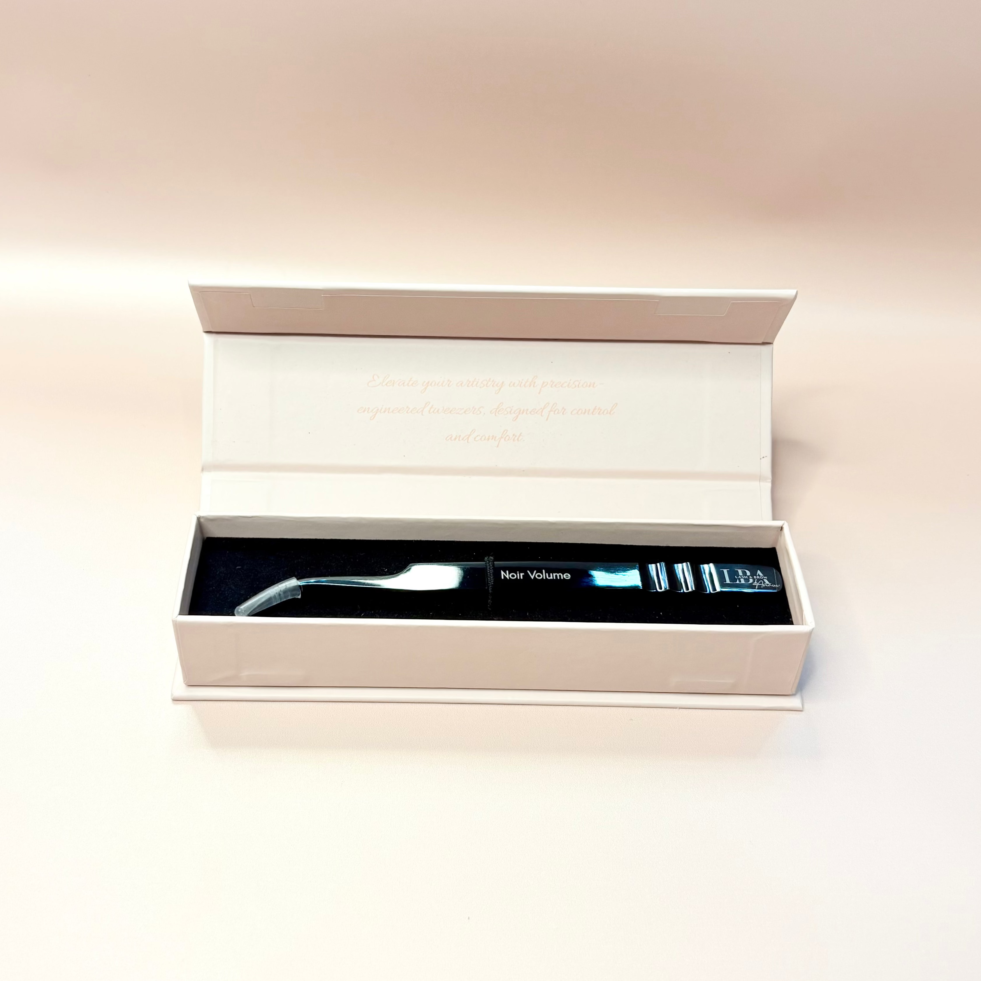 Fibre Tip Lash Tweezer - Noir Volume