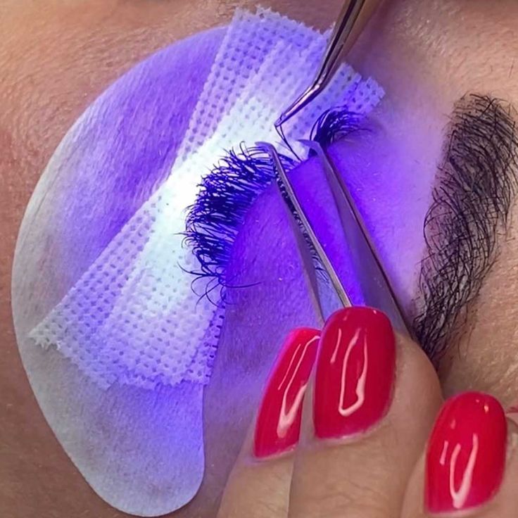 What Are LED Lash Extensions? Everything You Need to Know