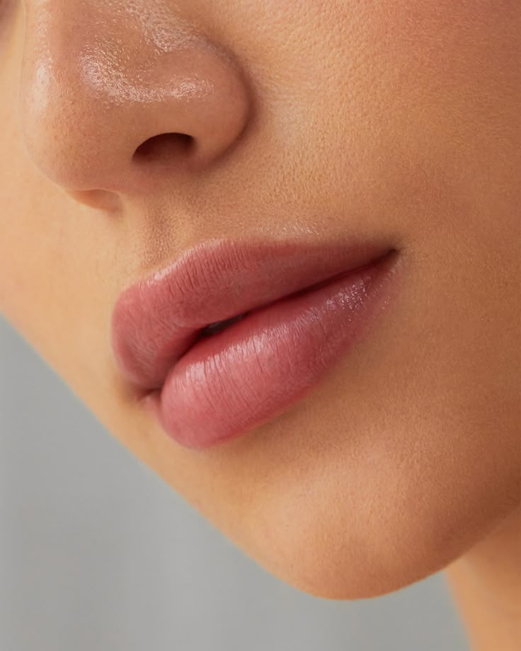 Lip Blush Tattoo: Healing, Aftercare & Results