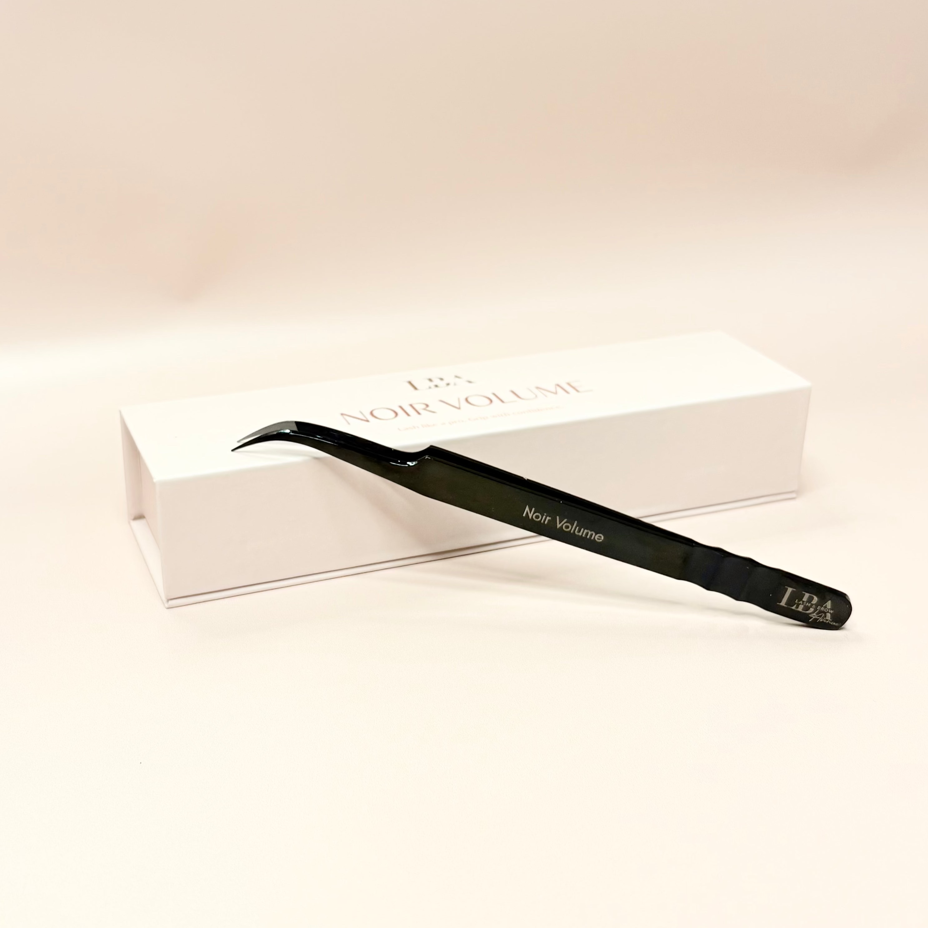 Fibre Tip Lash Tweezer - Noir Volume