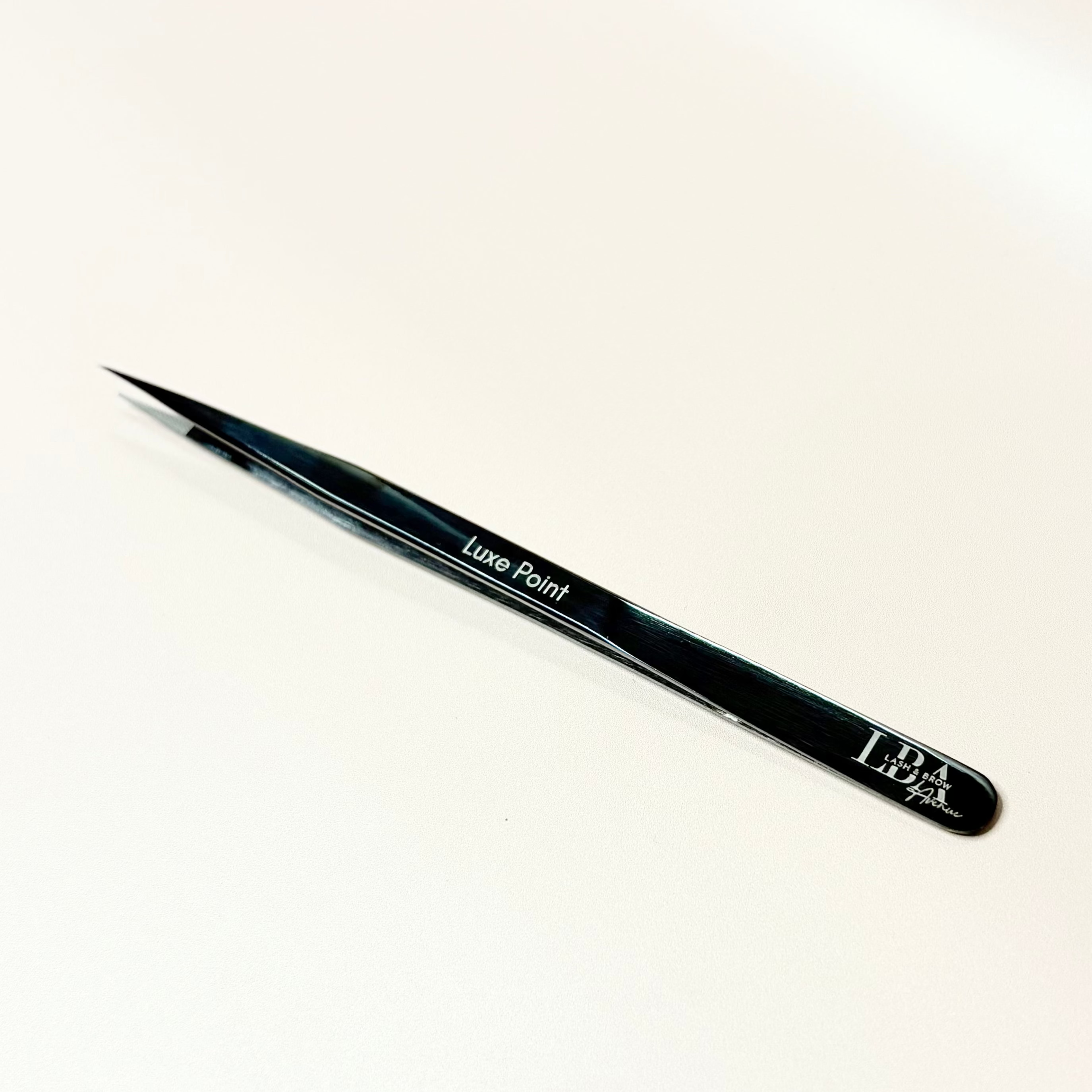 Fibre Tip Lash Tweezer - Luxe Point