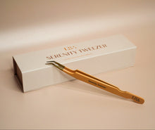 Load image into Gallery viewer, Fibre Tip Lash Tweezer - Serenity
