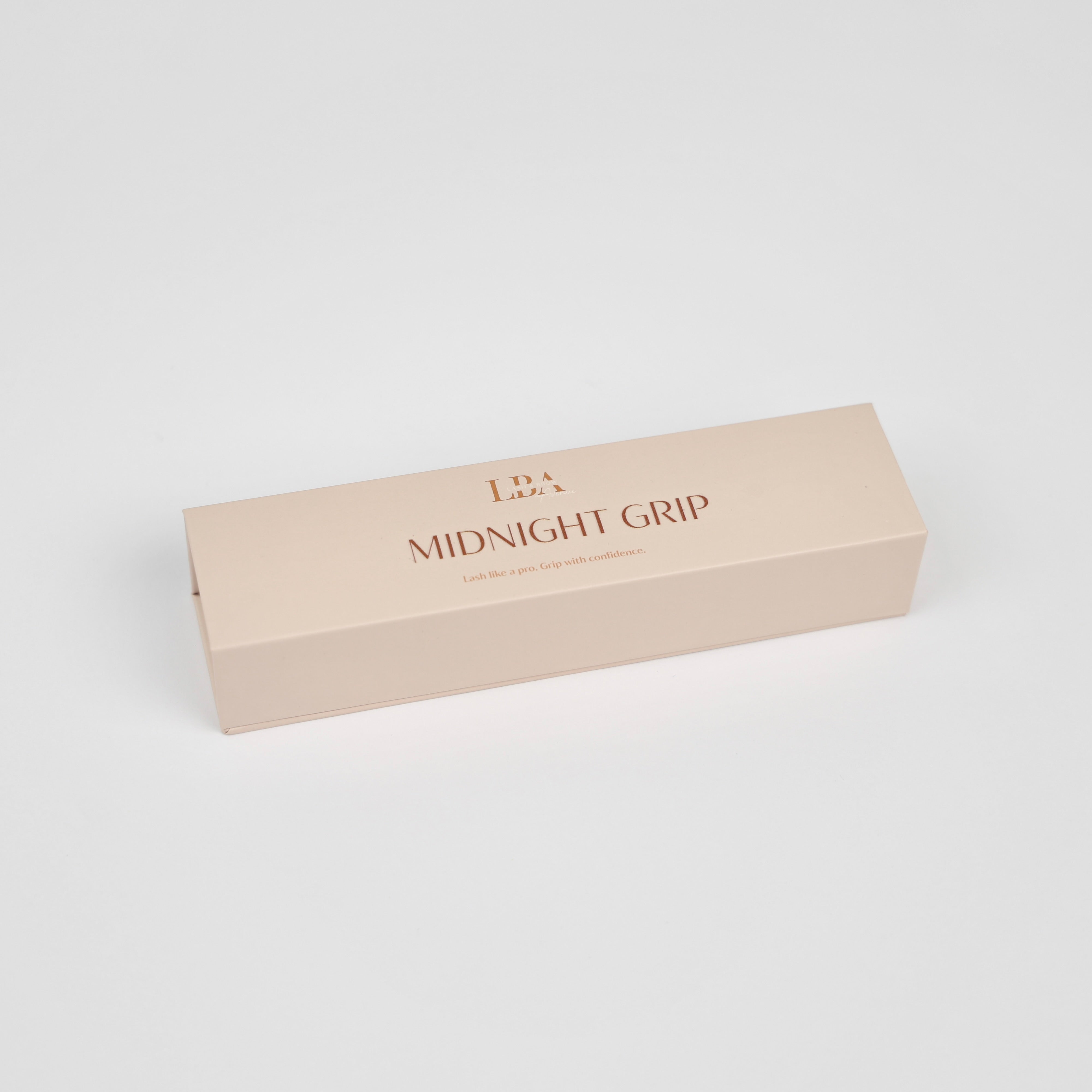 Midnight Grip Fibre Tip Tweezer