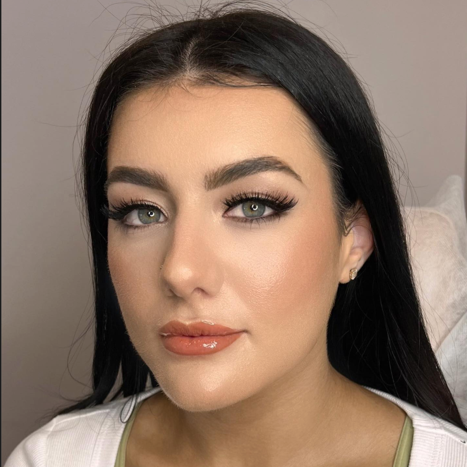 1:1 Makeup Lessons