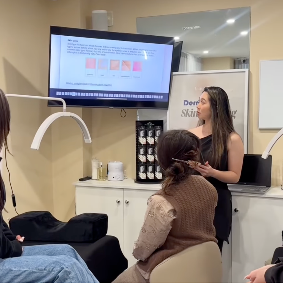 Microfeathering Cosmetic Brow Tattoo Course