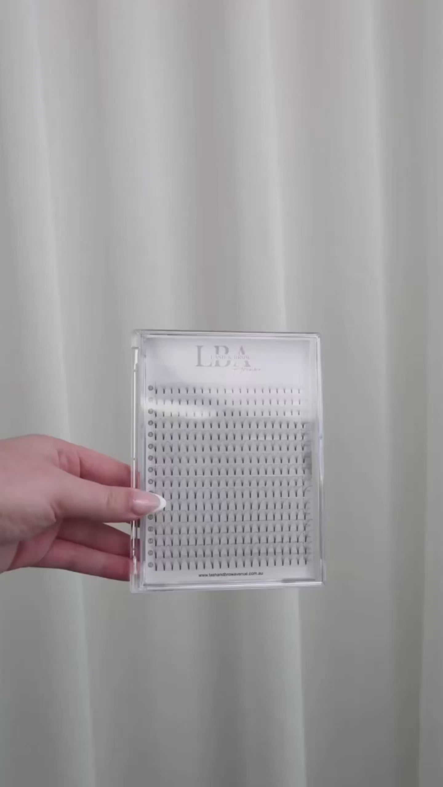 Wide Stem Volume Mega Trays – 16 Lines